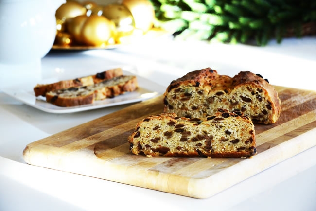 Gödaer Butter-Rosinenstollen