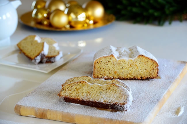 Gödaer Mandelstollen gezuckert